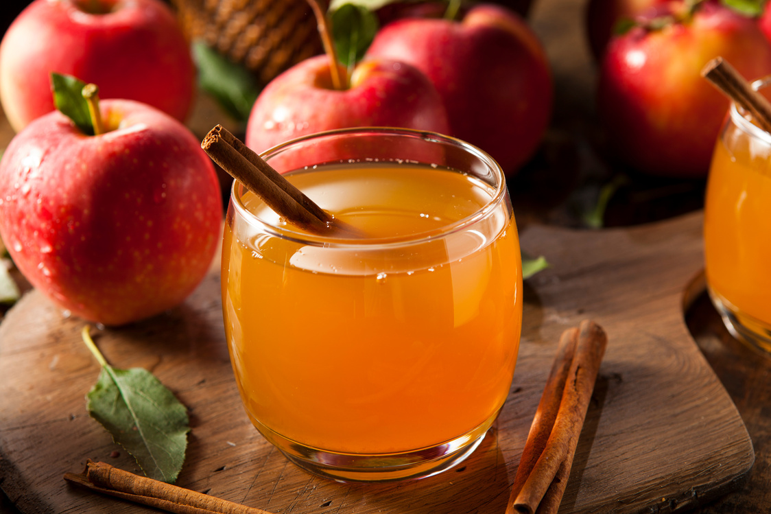 Organic Apple Cider with Cinnamon